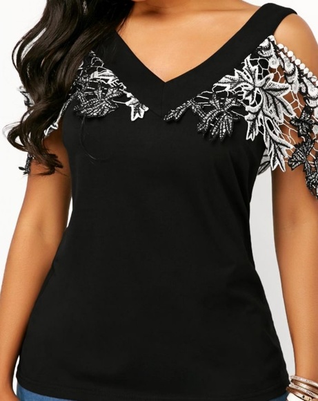 One Left! Lacey V-neck Cold Shoulder Top - Picture 4 of 4